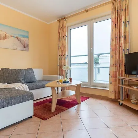 Haus-windjammer-wohnung-8 דירה *
